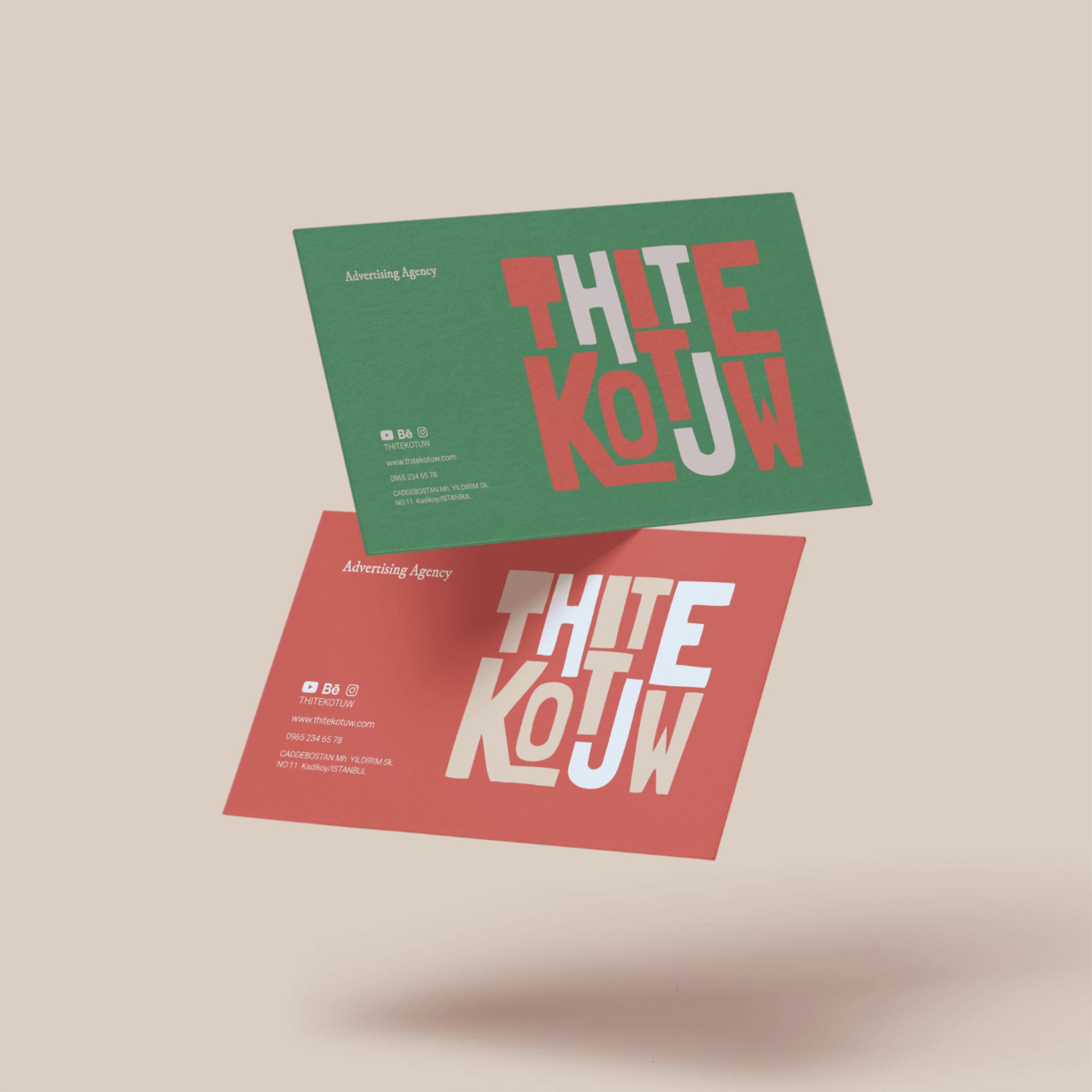 Free floating screen mockup psd template: Floating Business Cards Mockup Scene