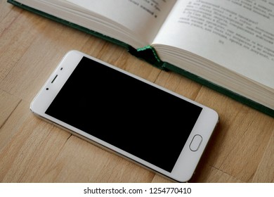 36+ Download ﻿Book And Phone Mockup&nbsp;Psd